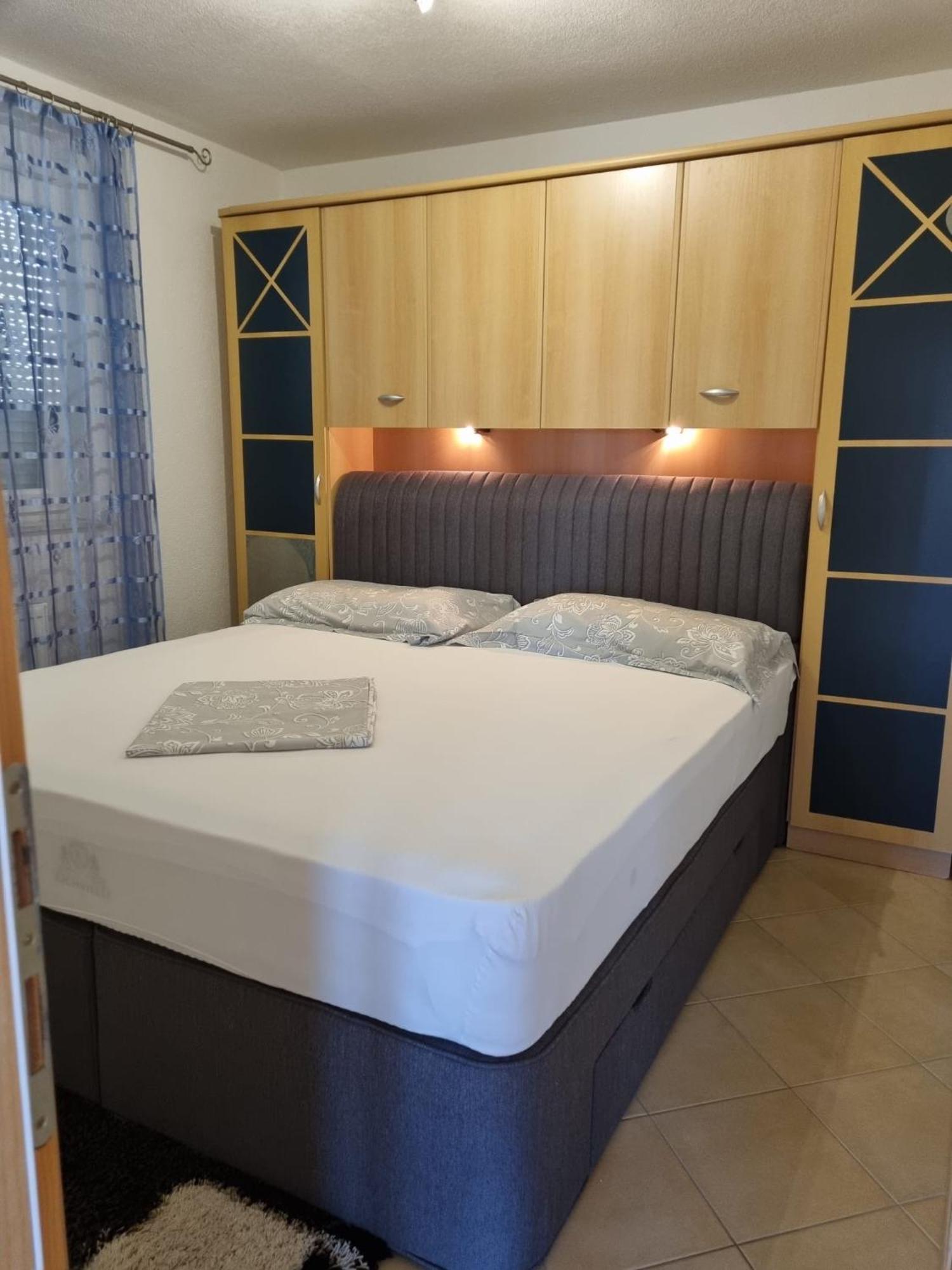 Villa Bubi Трогир Екстериор снимка